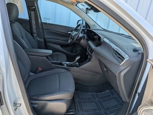 Used 2025 Buick Encore GX Preferred FWD image 29
