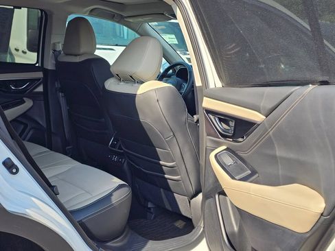 Used 2025 Subaru Outback Limited AWD/4WD image 14