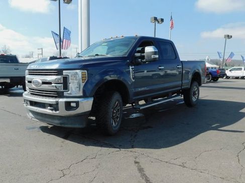 Used 2019 Ford F350 XLT w/ XLT Premium Package image 16