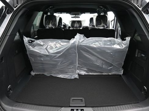 New 2026 Ford Explorer ST-Line w/ ST-Line Street Pack image 6