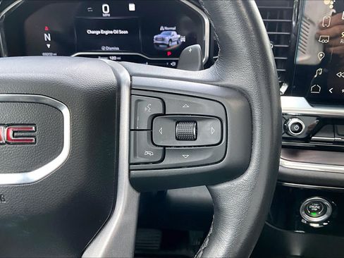 Used 2023 GMC Sierra 1500 SLT AWD/4WD image 23