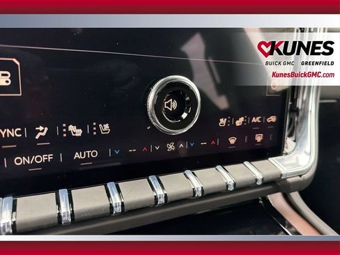 New 2026 GMC Yukon XL Denali w/ Sun & Power Step Package AWD/4WD image 20