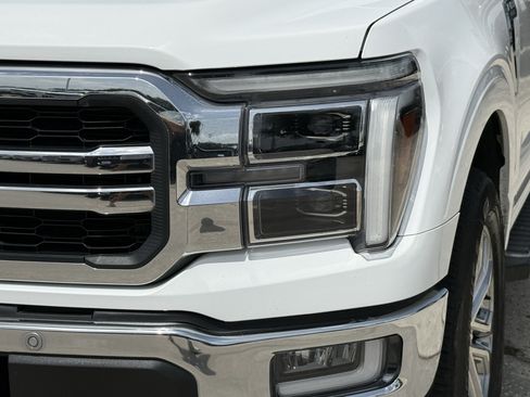 Used 2024 Ford F150 Lariat w/ FX4 Off-Road Package AWD/4WD image 12