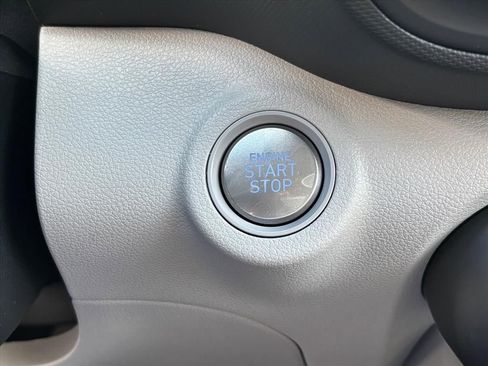 New 2026 Hyundai Venue SEL FWD image 17