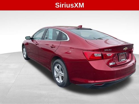 Used 2024 Chevrolet Malibu LT image 3