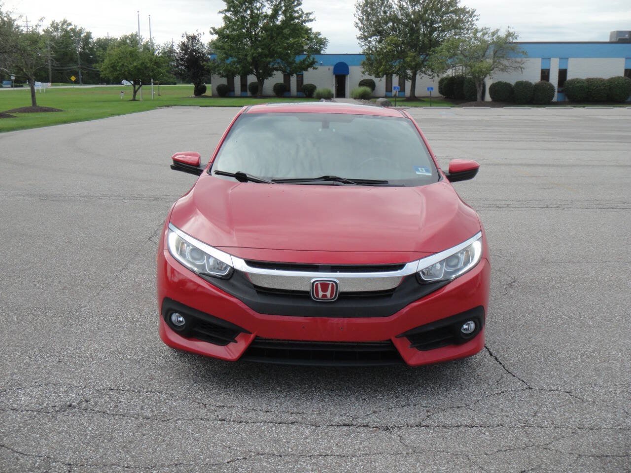 Used 2018 Honda Civic EX-T image 3