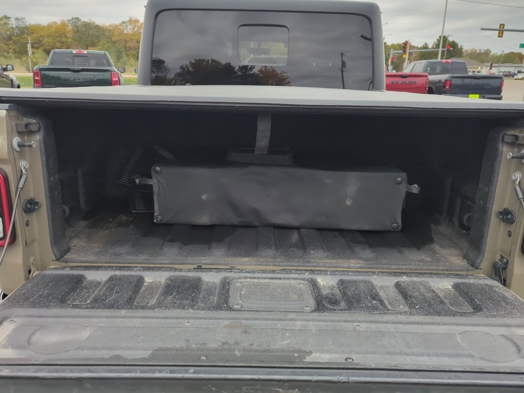 Used 2020 Jeep Gladiator Sport w/ Quick Order Package 24S AWD/4WD image 14