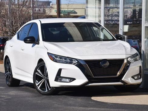 Used 2023 Nissan Sentra SR w/ Trunk Package image 4