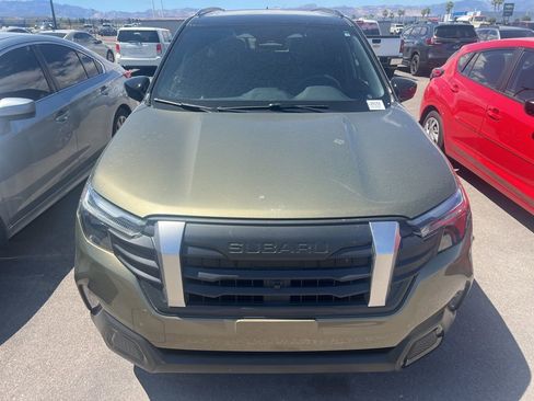 Certified 2025 Subaru Forester Touring w/ Touring Package AWD/4WD image 30