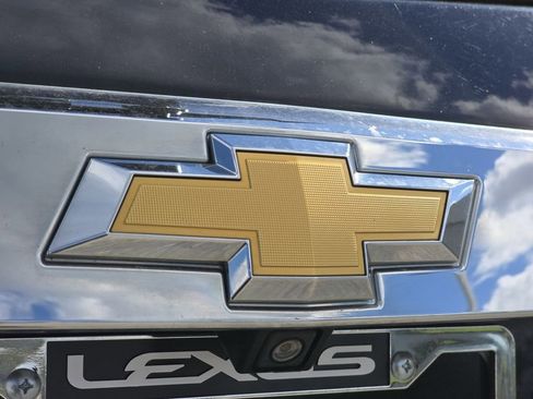Used 2015 Chevrolet Traverse LT w/ Style and Technology Package FWD image 8