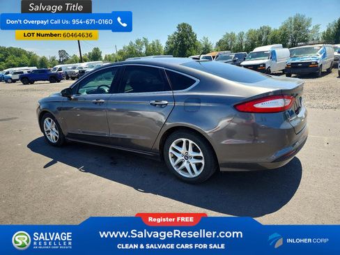 Used 2015 Ford Fusion SE w/ Equipment Group 202A FWD image 3