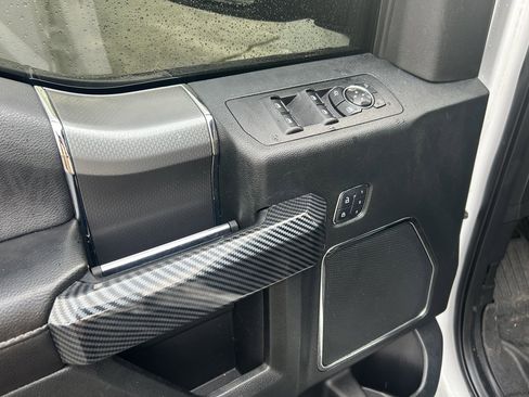 Used 2016 Ford F150 Lariat w/ Equipment Group 502A Luxury image 10