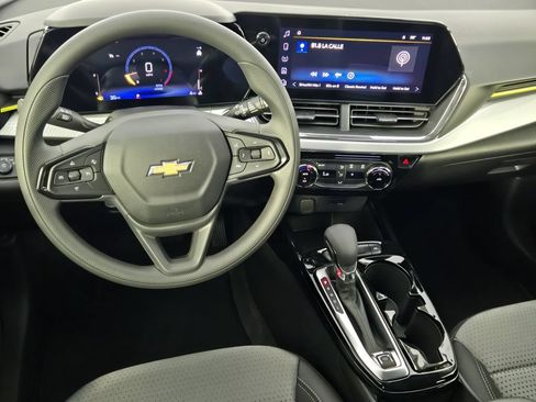 New 2026 Chevrolet Trax LT FWD image 30