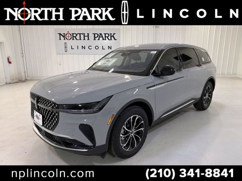 New 2026 Lincoln Nautilus Premier image 1