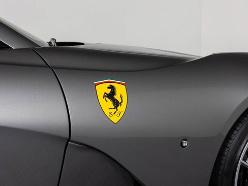 Used 2023 Ferrari 812 GTS RWD image 28