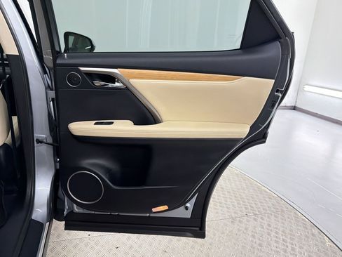 Certified 2022 Lexus RX 350L Premium w/ Premium Package image 37