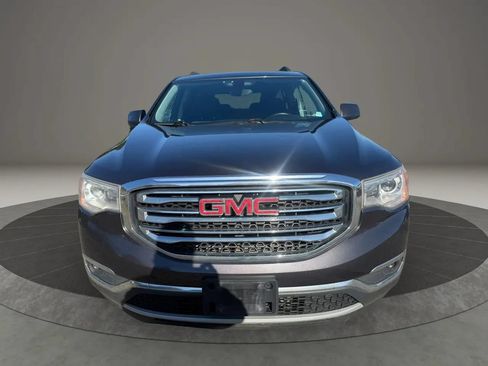 Used 2017 GMC Acadia SLE AWD/4WD image 2
