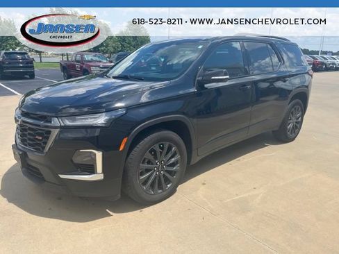 Used 2023 Chevrolet Traverse RS w/ LPO, Floor Liner Package FWD image 3