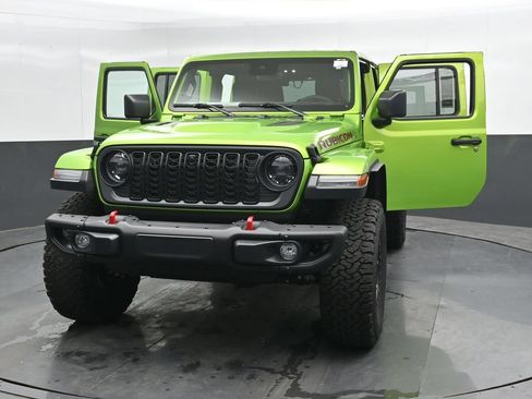 Used 2025 Jeep Wrangler Unlimited Rubicon AWD/4WD image 48
