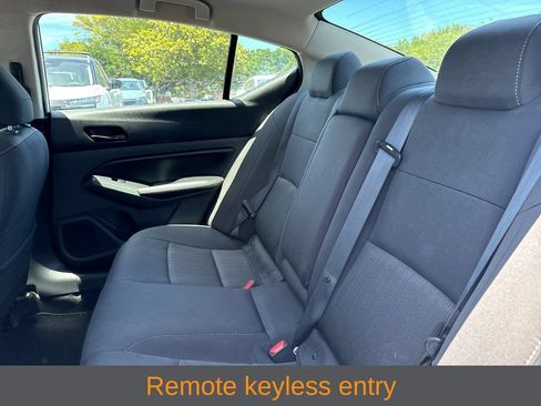 Used 2024 Nissan Altima 2.5 SV AWD/4WD image 15