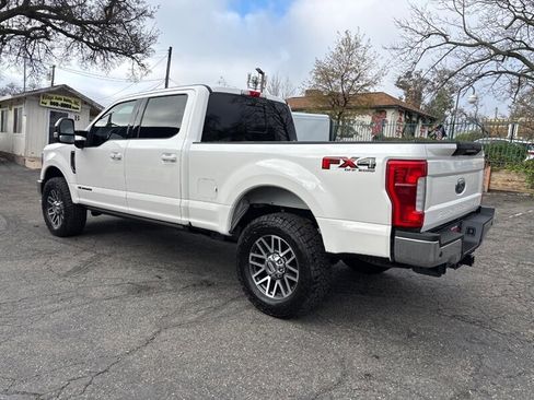 Used 2018 Ford F250 Lariat w/ Lariat Ultimate Package image 10