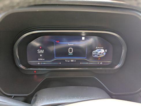 Used 2023 Chevrolet Tahoe Z71 image 16