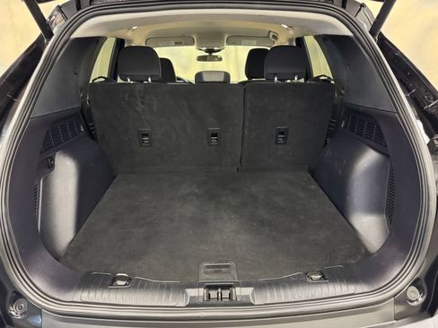 Used 2022 Ford Escape SE w/ Convenience Package FWD image 32