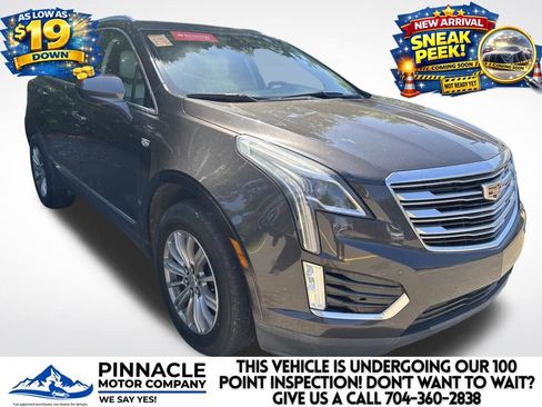 Used 2017 Cadillac XT5 Luxury w/ Driver Awareness Package FWD image 1