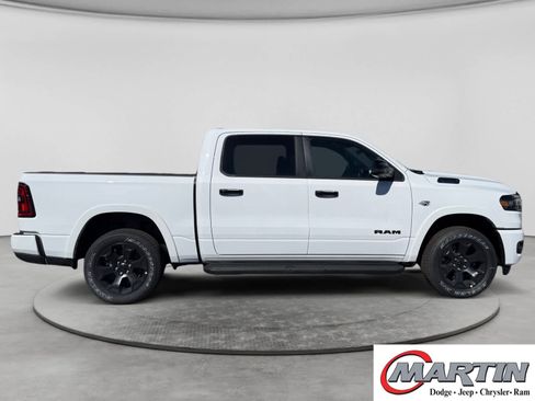 New 2026 RAM 1500 Big Horn AWD/4WD image 4