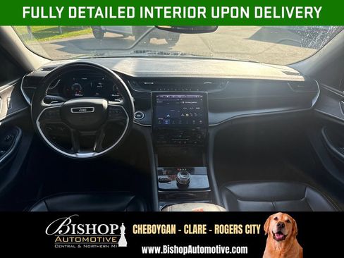 Used 2023 Jeep Grand Cherokee L Limited AWD/4WD image 3