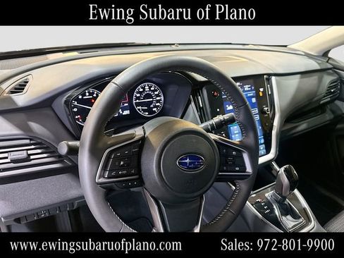 Used 2025 Subaru Outback Premium AWD/4WD image 9