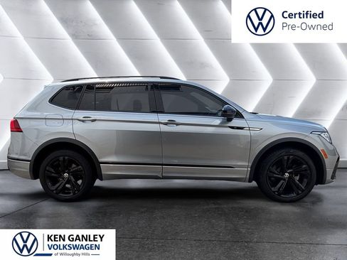 Used 2023 Volkswagen Tiguan SE R-Line FWD image 1
