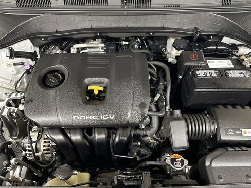 Used 2021 Hyundai Kona SE image 25