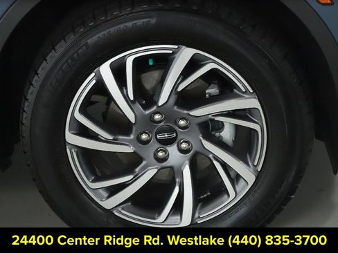 Used 2024 Lincoln Corsair AWD image 10