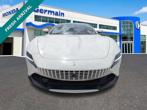 Used 2022 Ferrari Roma RWD image 9