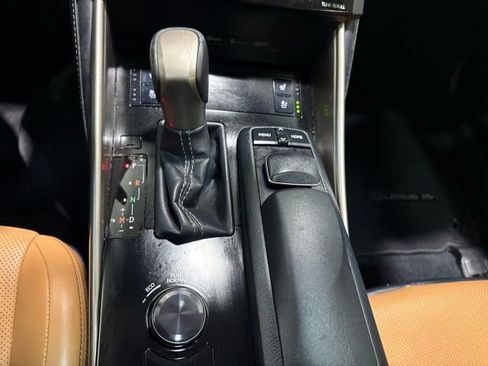 Used 2014 Lexus IS 250 250 w/ Luxury Package w/Brown Wood image 72