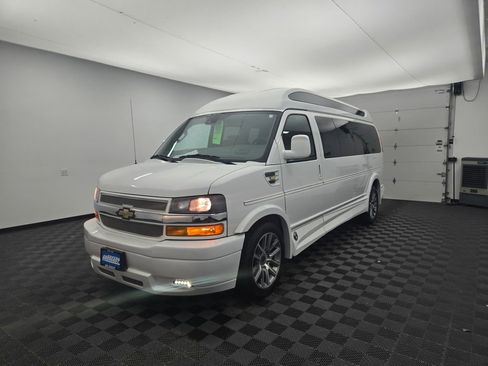 Used 2020 Chevrolet Express 2500 Extended w/ Enhanced Convenience Package image 11