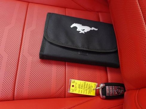 Used 2022 Ford Mustang GT Premium w/ Equipment Group 401A image 38