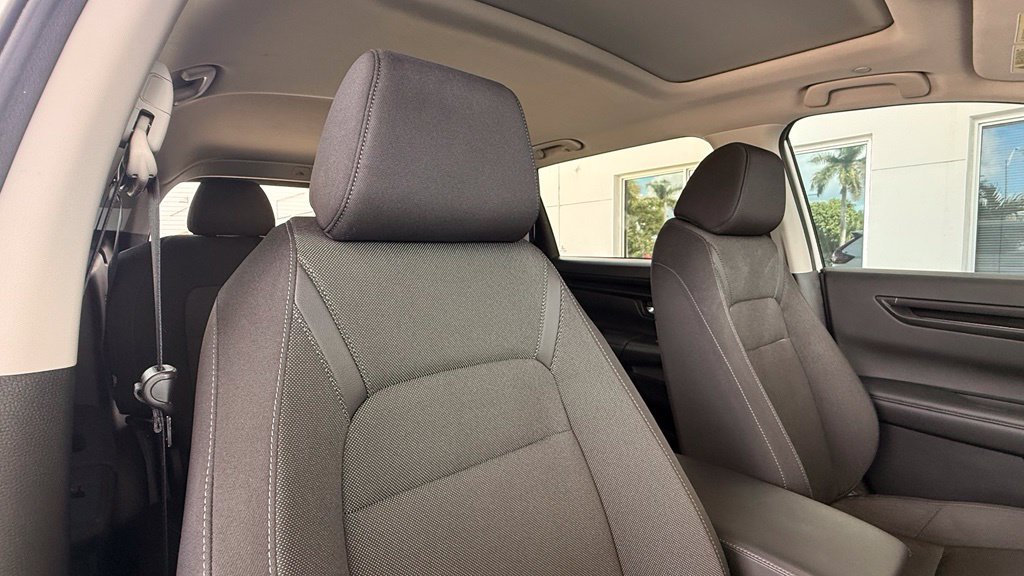 Certified 2025 Honda CR-V EX image 10