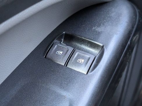 Used 2019 Chevrolet Colorado W/T w/ WT Convenience Package RWD image 9