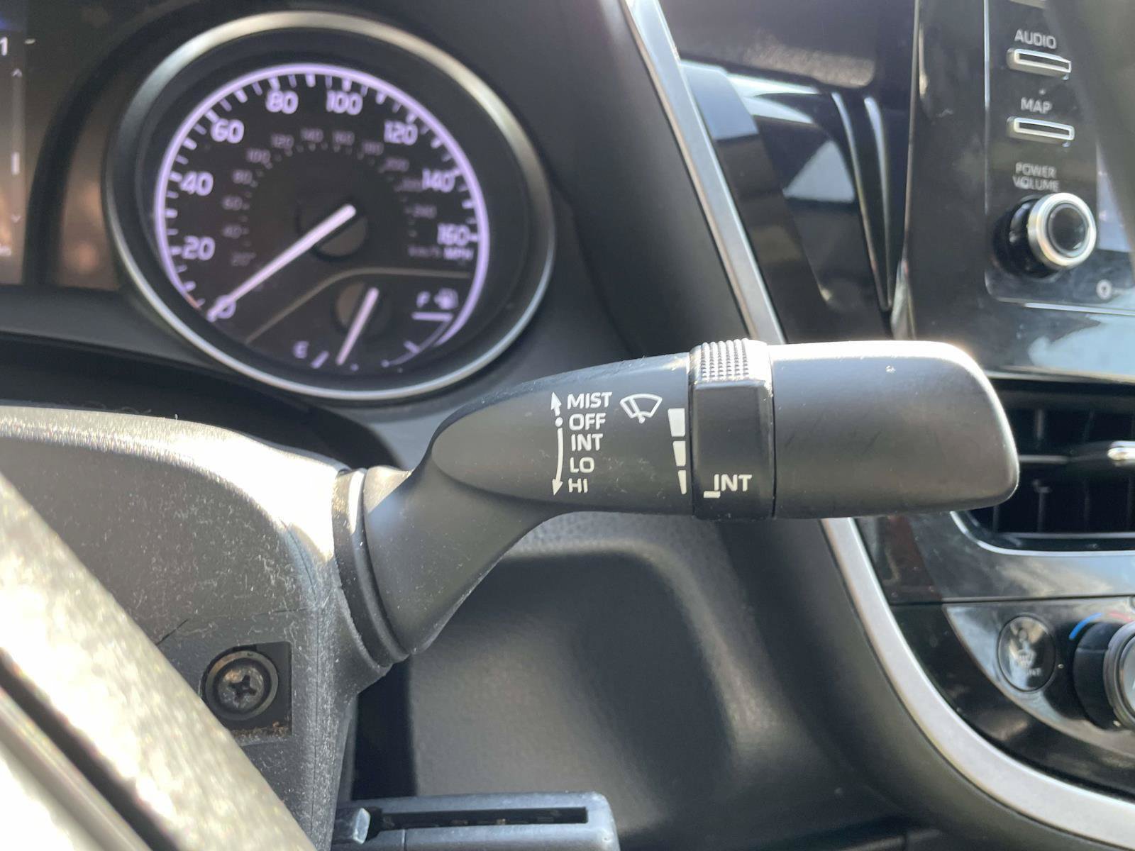 Used 2023 Toyota Camry SE FWD image 22