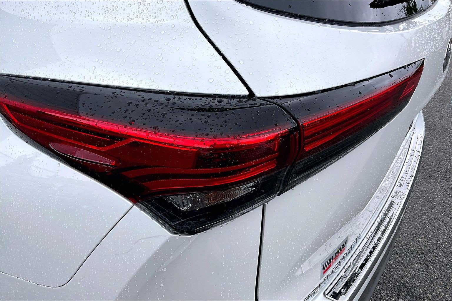 Used 2022 Toyota Highlander Platinum AWD/4WD image 34