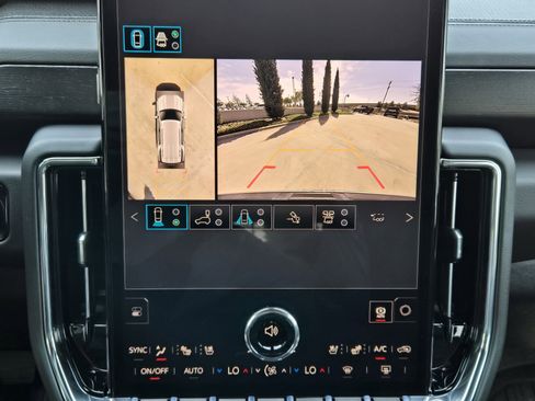 Used 2026 GMC Yukon Denali w/ Denali Reserve Package image 25