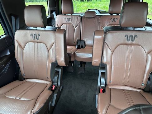 Used 2024 Ford Expedition King Ranch AWD/4WD image 25