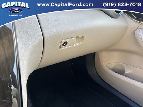 Used 2019 Mercedes-Benz C 300 Sedan image 28