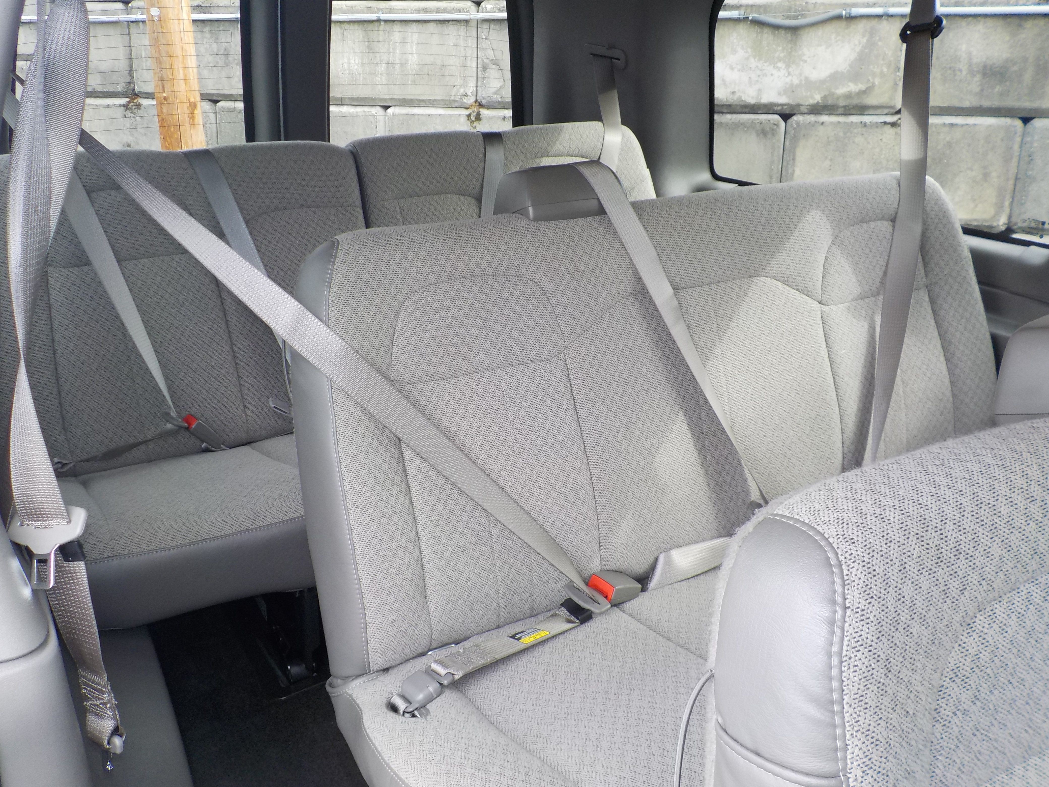 Used 2017 Chevrolet Express 3500 LT w/ LT Preferred Equipment Group RWD image 22