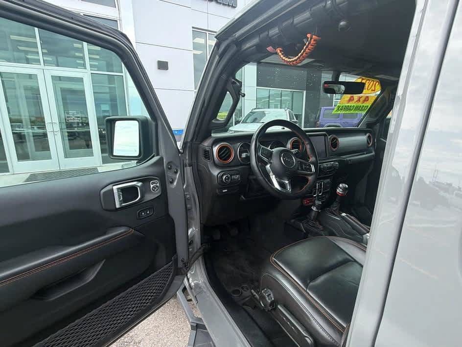Used 2021 Jeep Gladiator Mojave AWD/4WD image 11