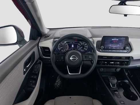 Used 2023 Nissan Rogue SV image 17