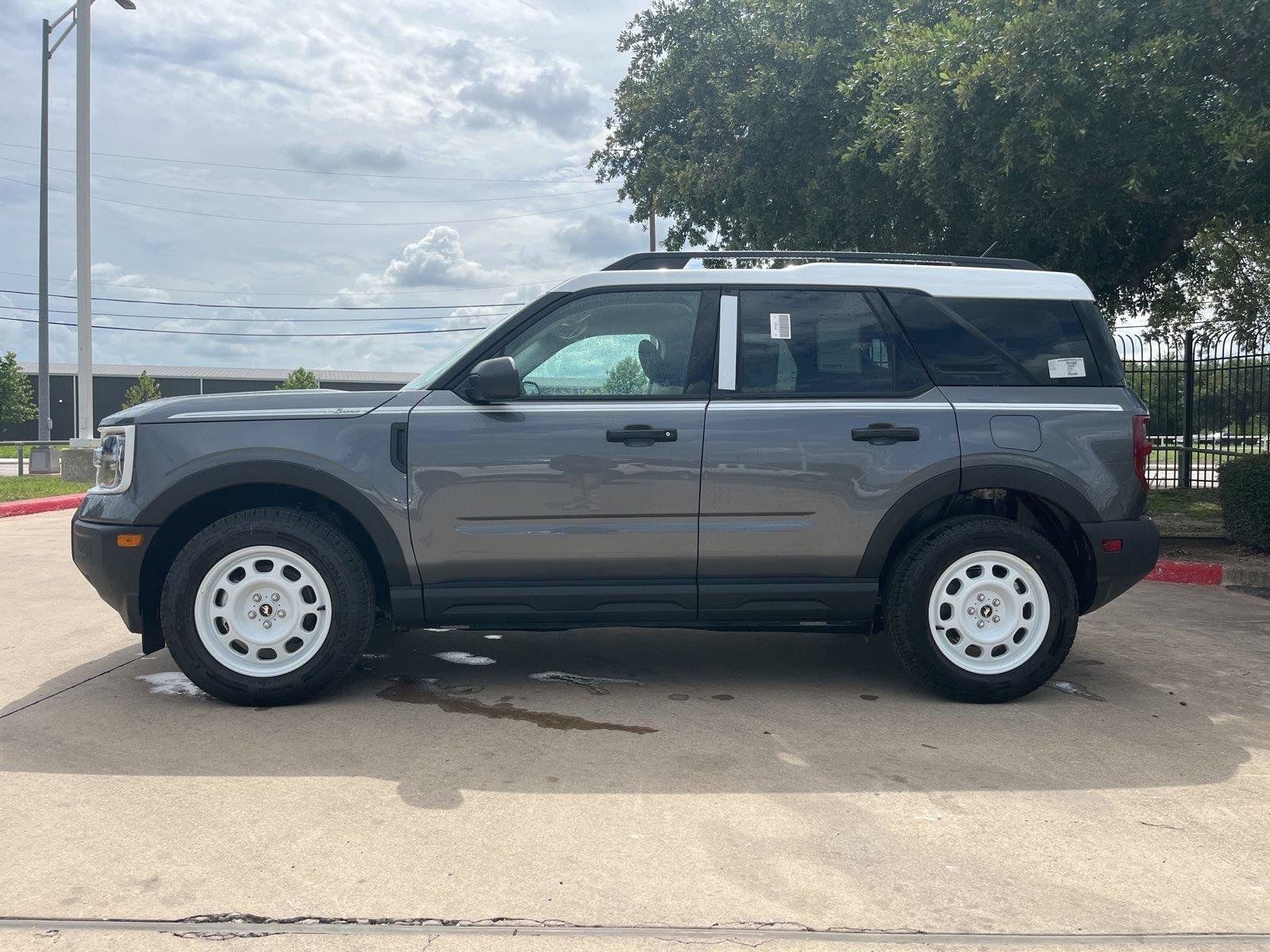 New 2026 Ford Bronco Sport Heritage w/ Convenience Package AWD/4WD image 3