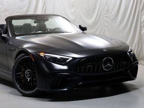 New 2026 Mercedes-Benz SL 63 AMG 4MATIC image 2